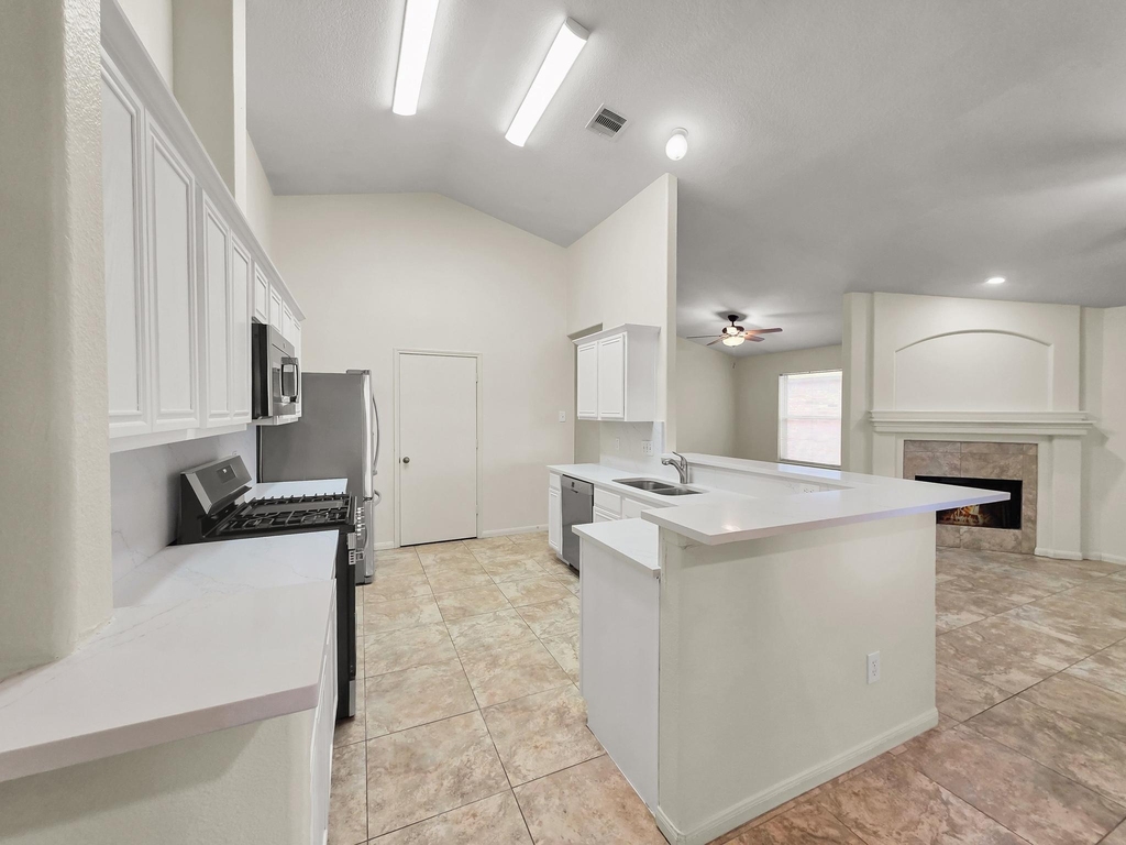 14626 Gervaise Drive - Photo 16