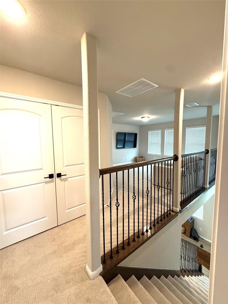 5504 Hyde Park Drive - Photo 17