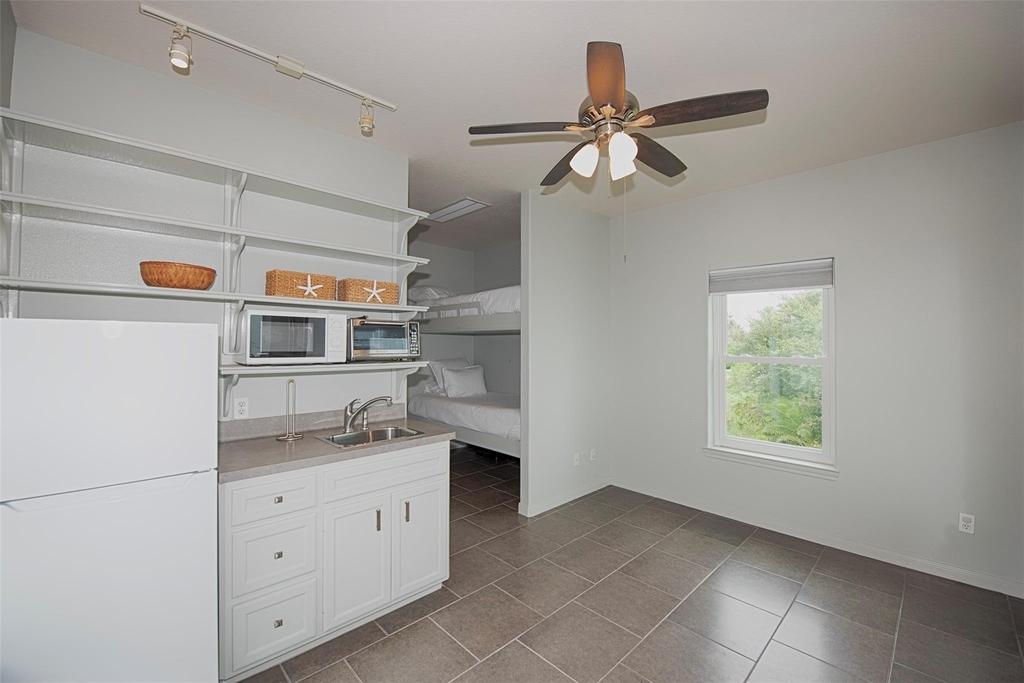 501 2nd Street - Photo 28