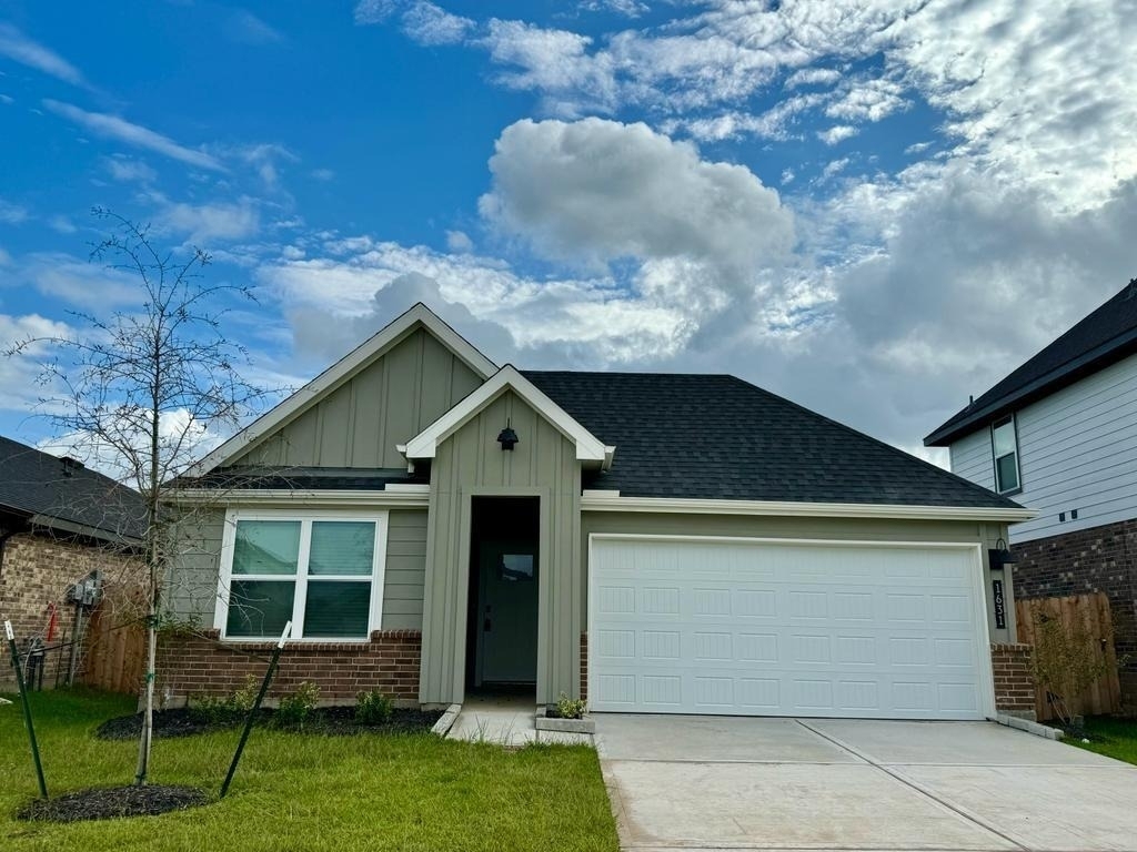 1631 Solana Drive - Photo 1
