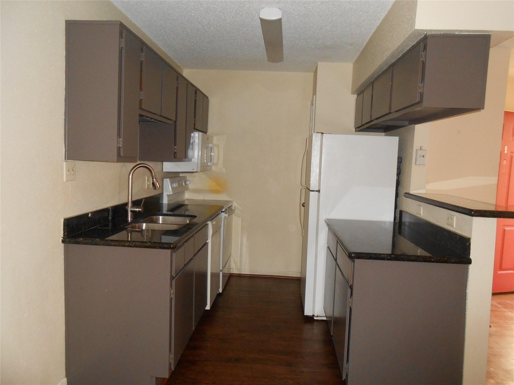 2750 Holly Hall Street - Photo 3