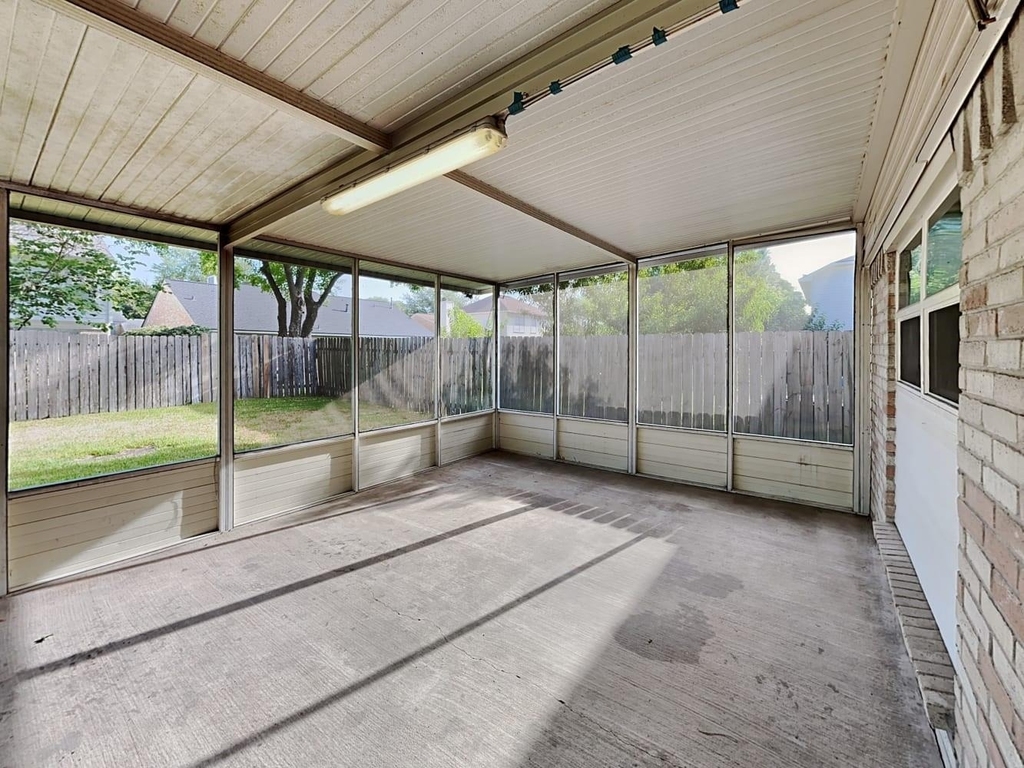 10514 Wayward Wind Lane - Photo 11