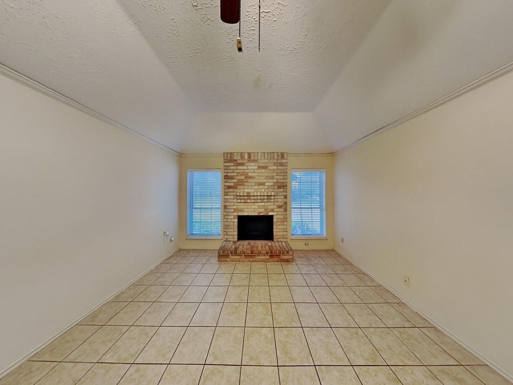 10514 Wayward Wind Lane - Photo 1