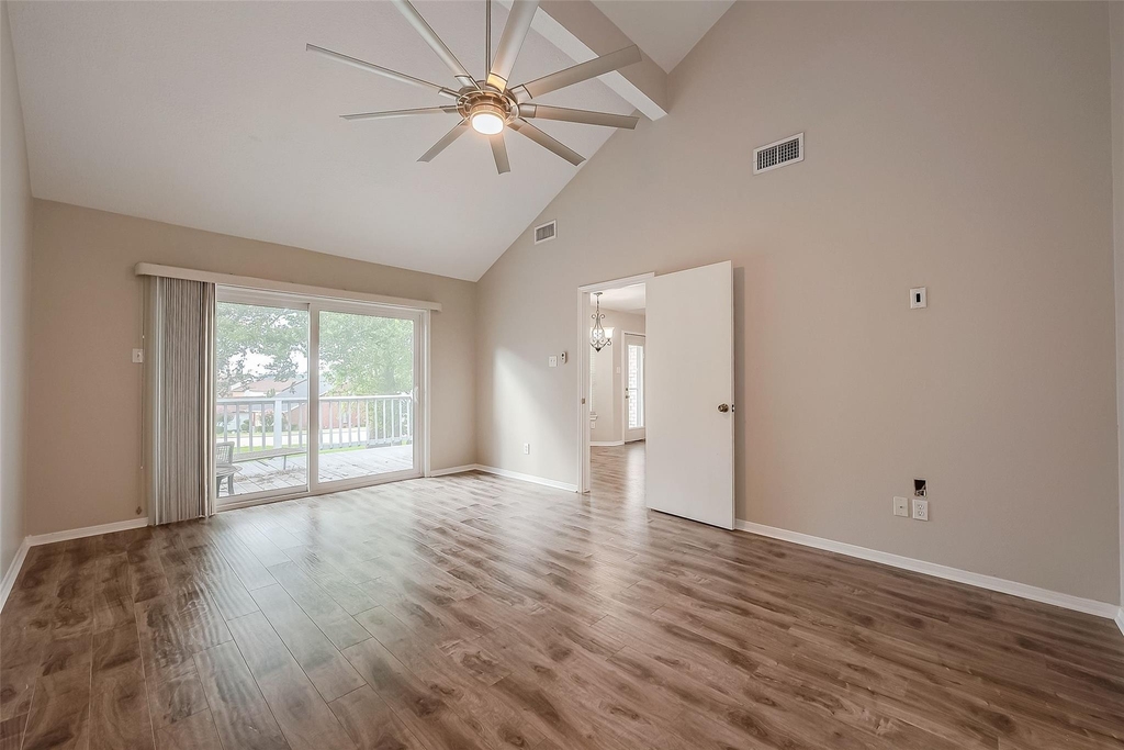 131 Cove Circle - Photo 21
