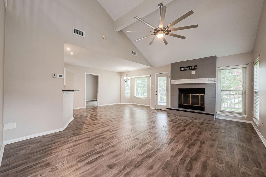 131 Cove Circle - Photo 5