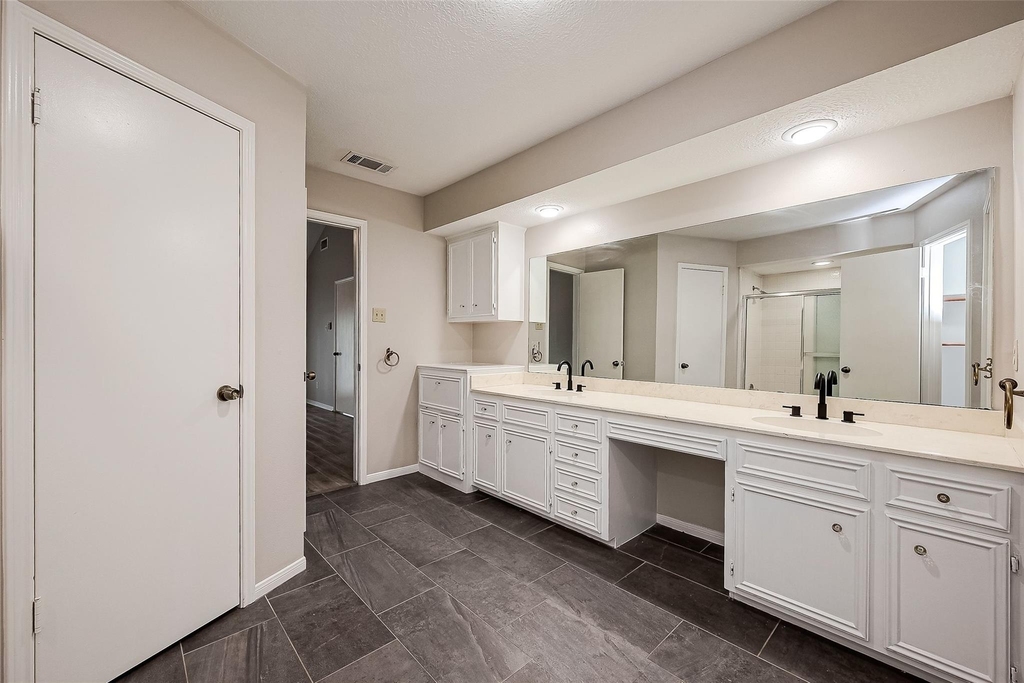 131 Cove Circle - Photo 24
