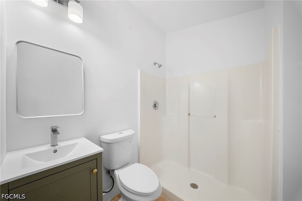 605 Hancock Bridge Parkway - Photo 4