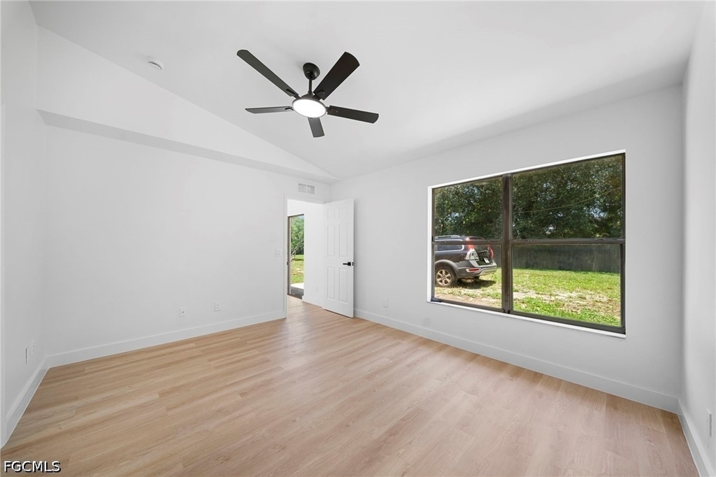 605 Hancock Bridge Parkway - Photo 15