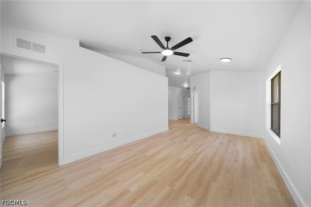 605 Hancock Bridge Parkway - Photo 12