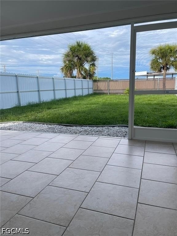 2505 Se 16th Place - Photo 1