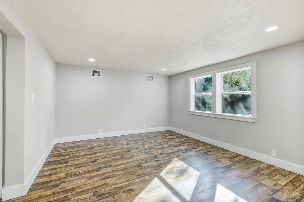 31423 Reids Prairie Road - Photo 15