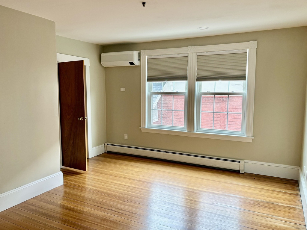 407 Lafayette - Photo 1