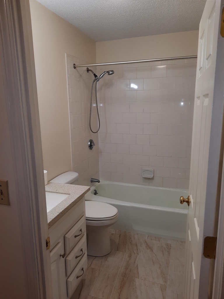 14 Strawberry Bank - Photo 3