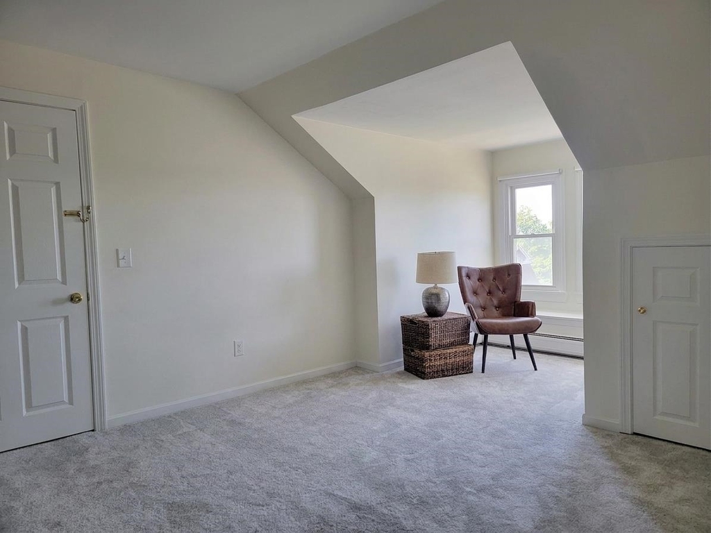 713 Central - Photo 17