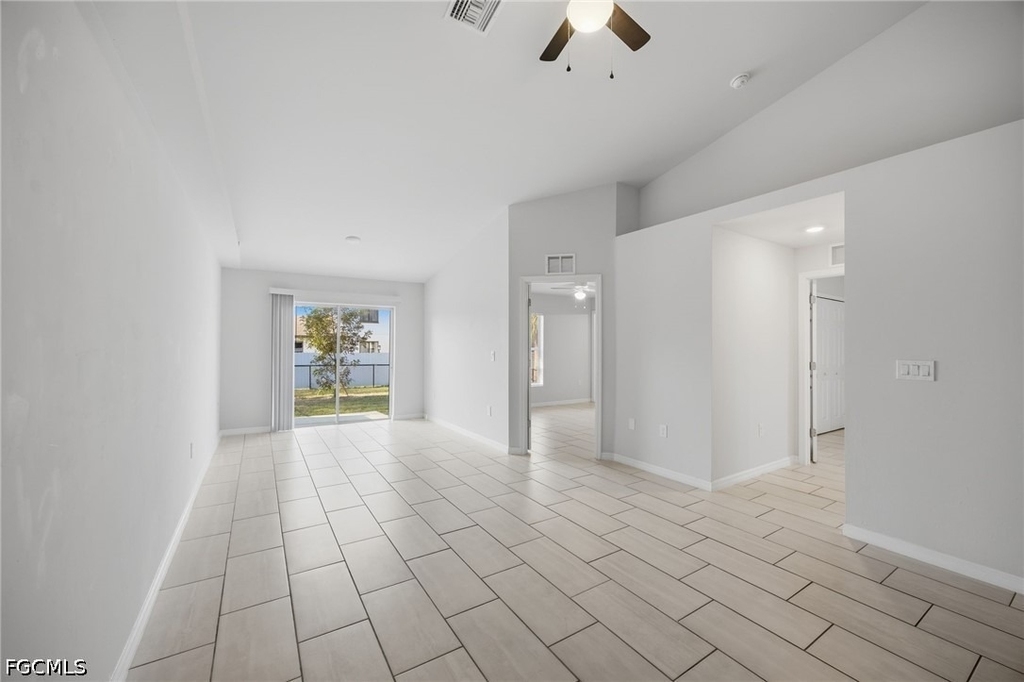 1426/1428 Cape Coral Parkway W - Photo 11