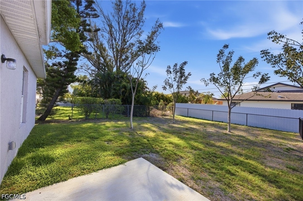 1426/1428 Cape Coral Parkway W - Photo 39