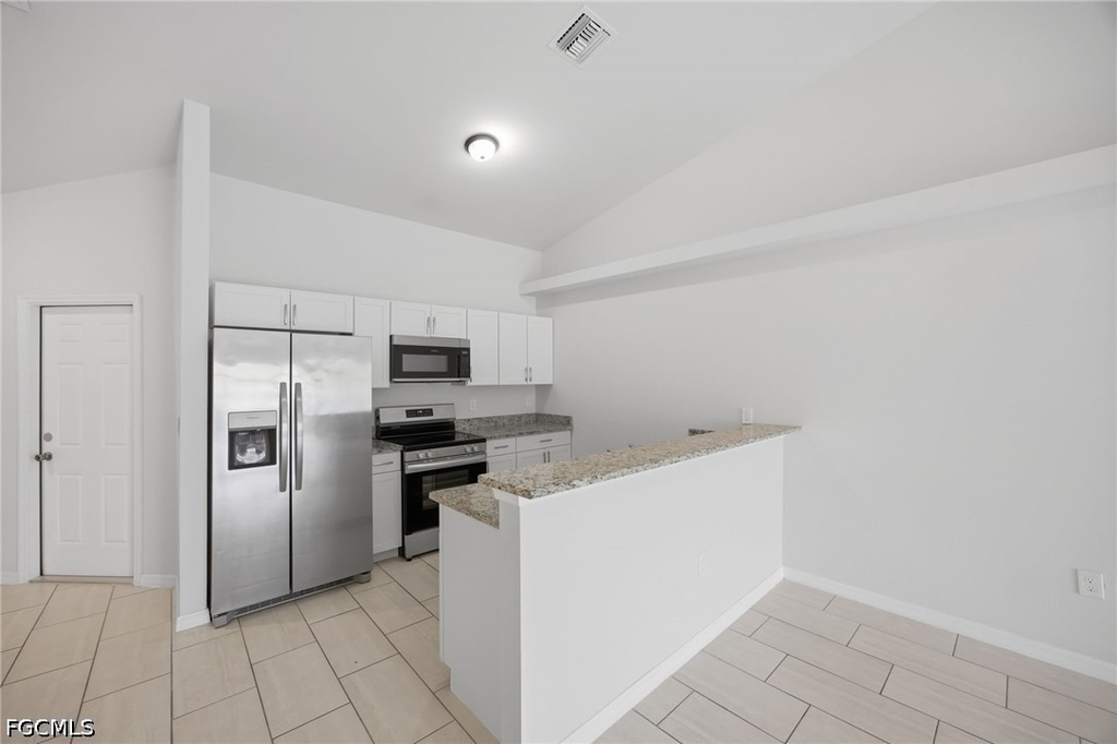 1426/1428 Cape Coral Parkway W - Photo 9
