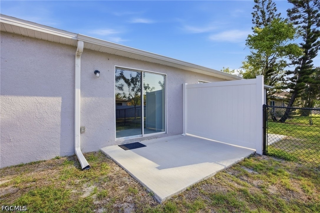 1426/1428 Cape Coral Parkway W - Photo 19