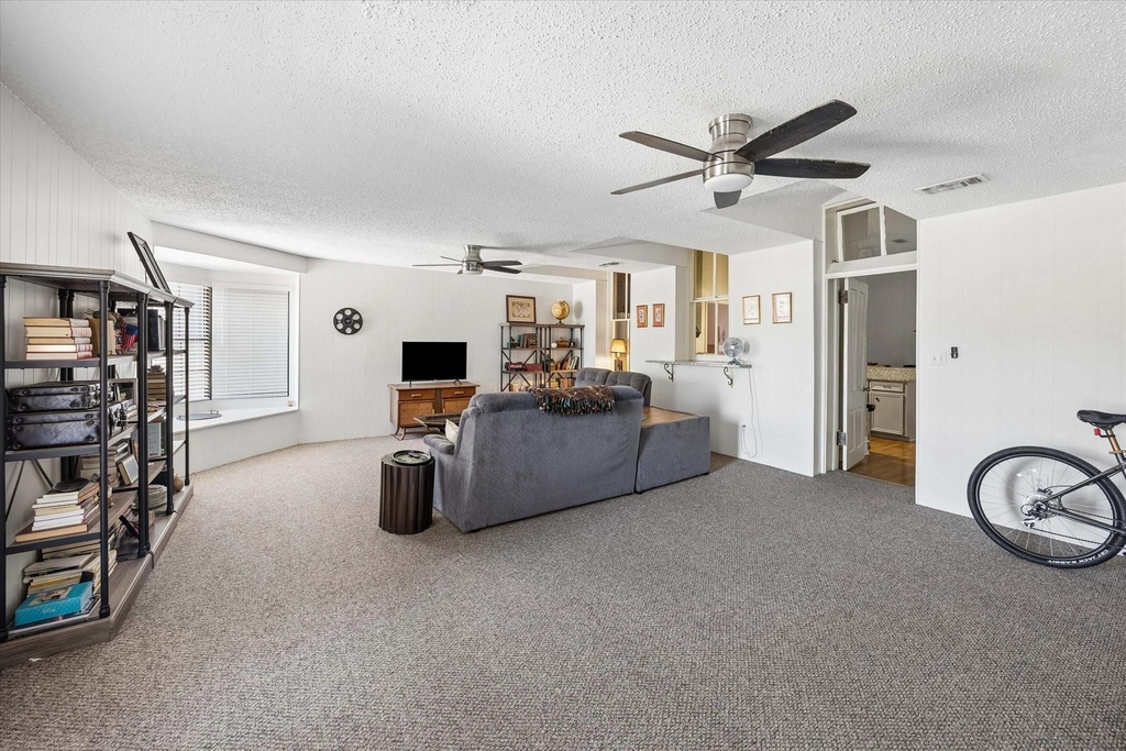 1008 Milam Street - Photo 6