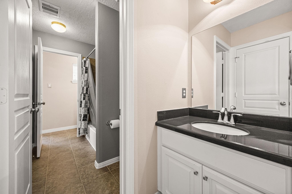 5309 Nolda Street - Photo 24