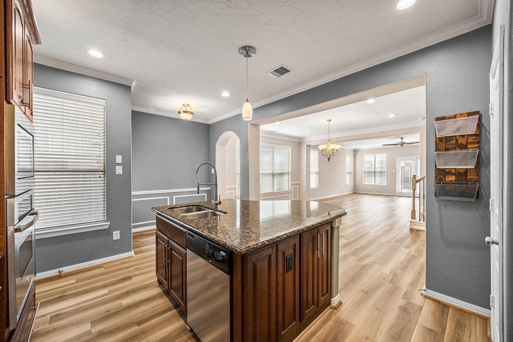 5309 Nolda Street - Photo 4