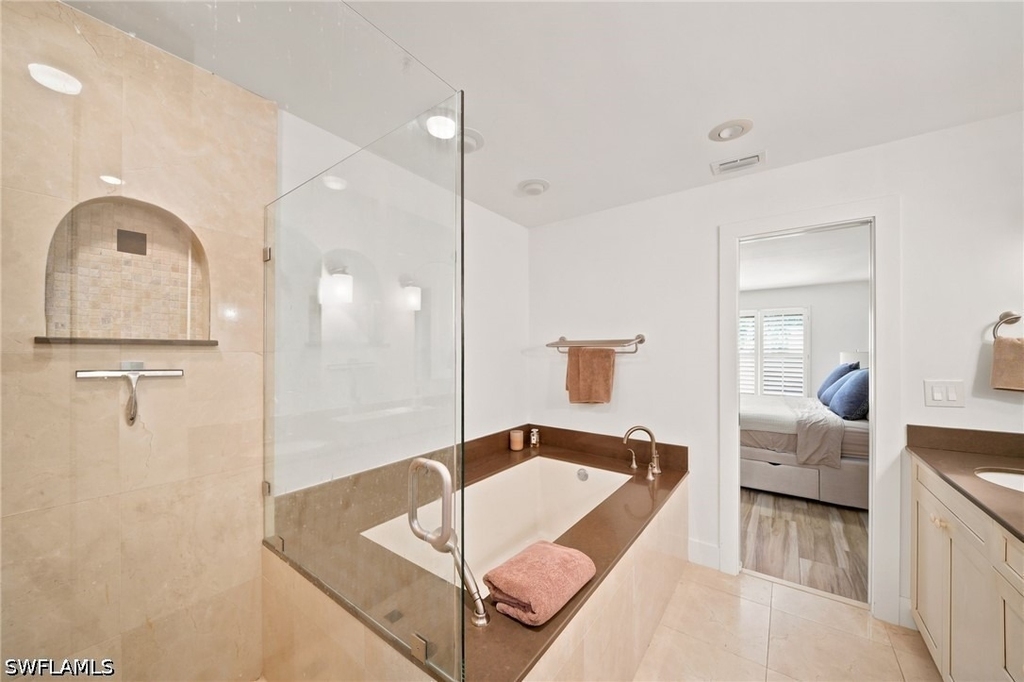 544 10th Avenue S - Photo 18
