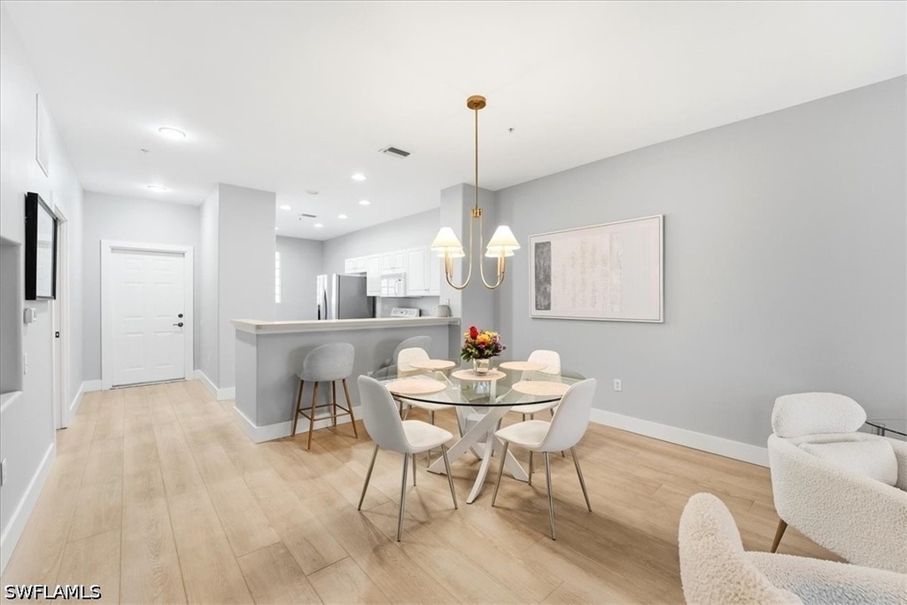 8259 Parkstone Place - Photo 5