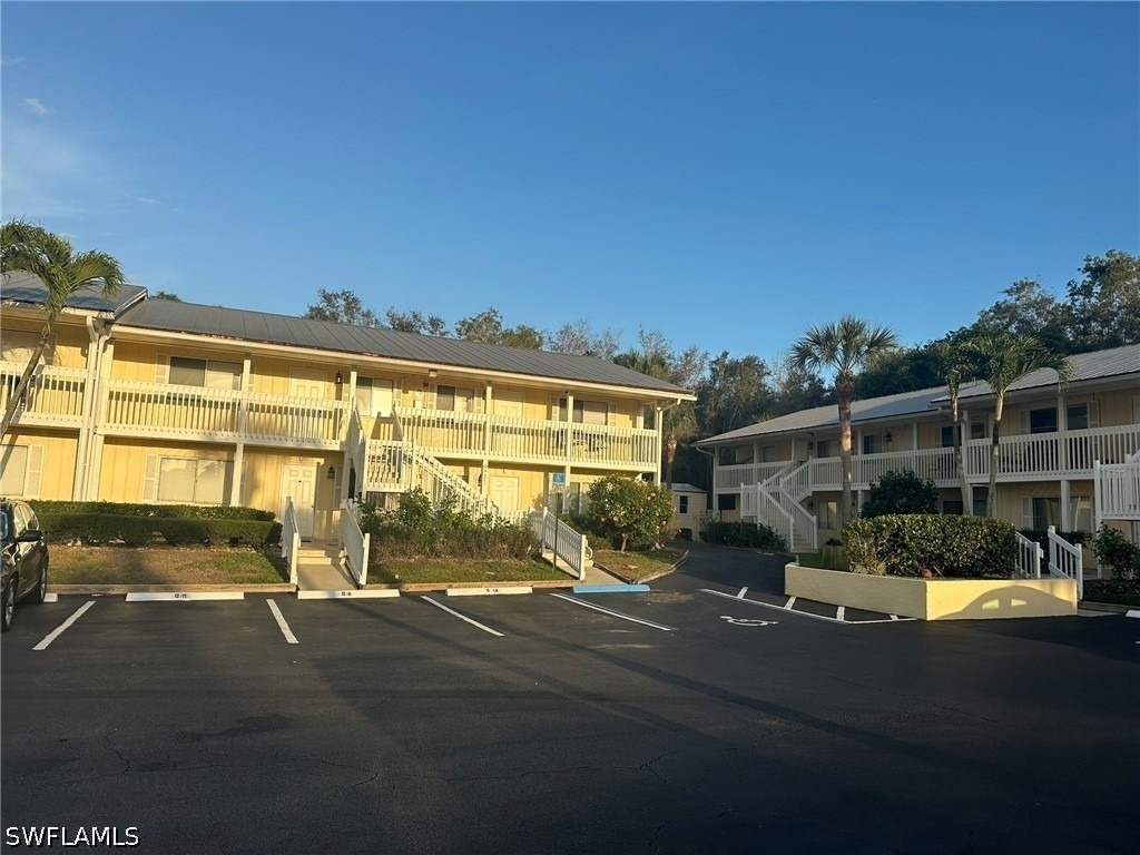 4621 Bayshore Drive - Photo 1