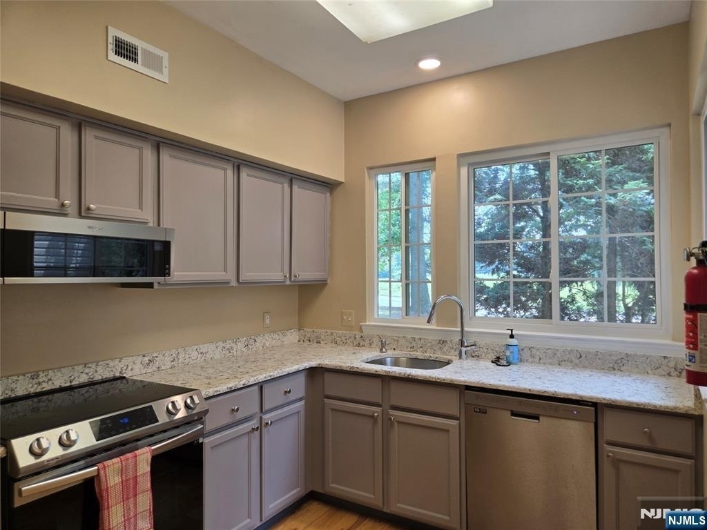 42 Birchwood - Photo 8