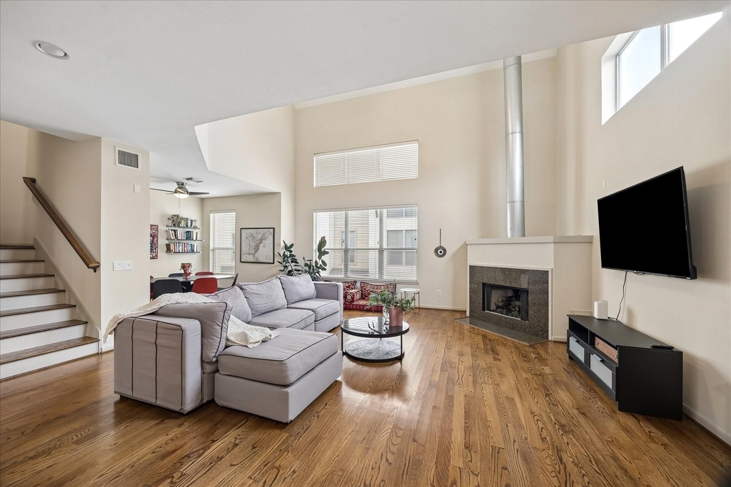 5218 Petty Street - Photo 3