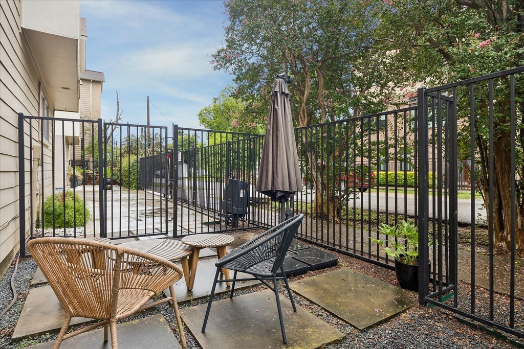 5218 Petty Street - Photo 20