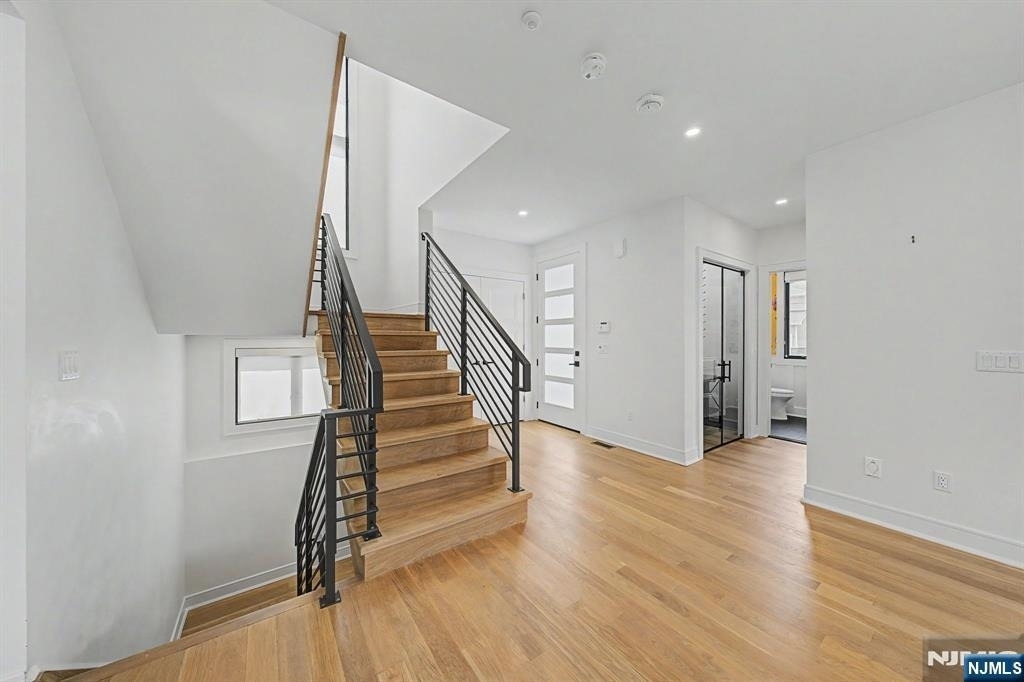 67 Westervelt - Photo 2