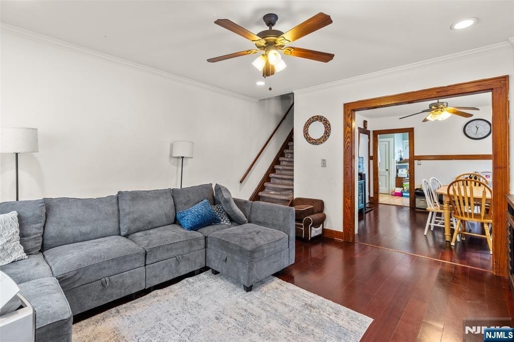 139 Van - Photo 5