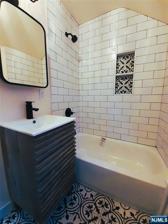 213 Elm - Photo 12