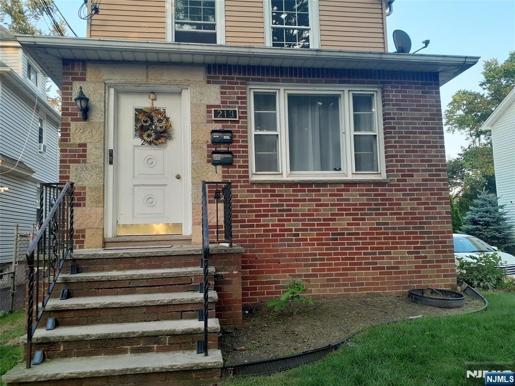 213 Elm - Photo 14
