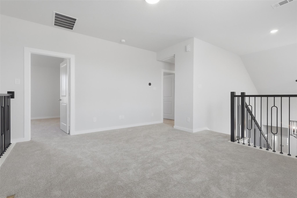 5011 Bowen Prairie Drive - Photo 5