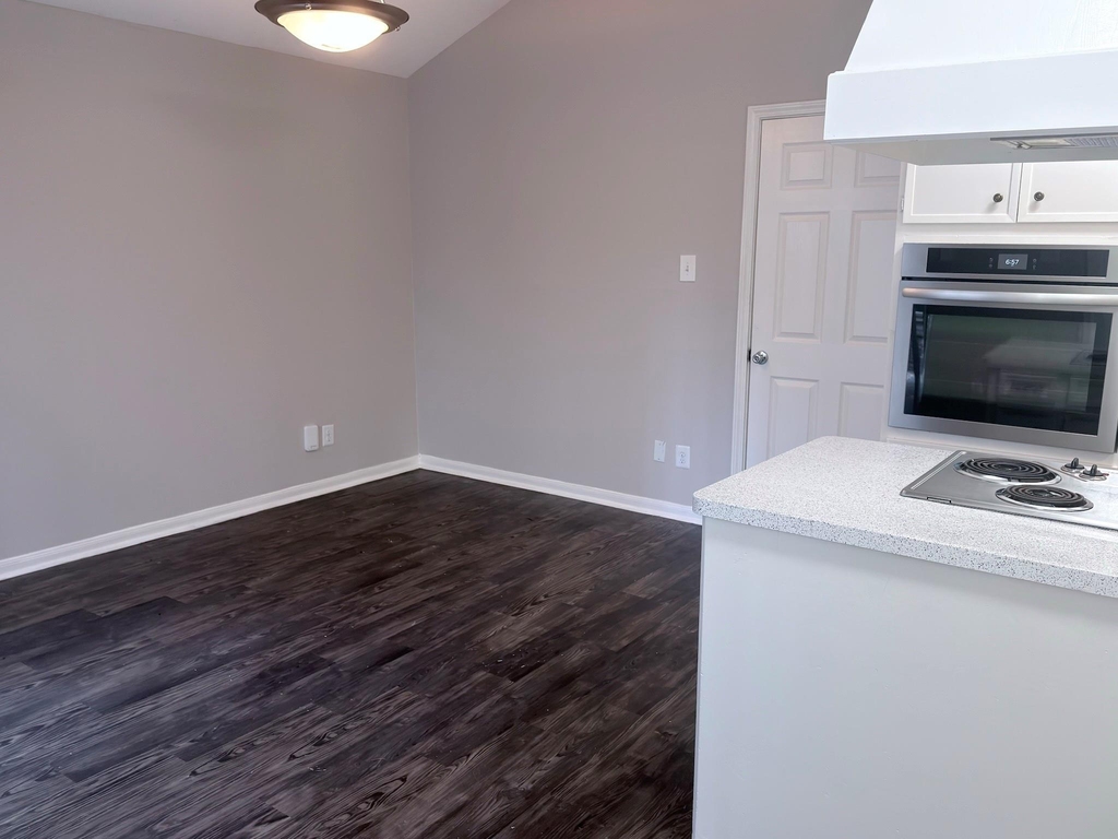 11923 Lakewood West Drive - Photo 4