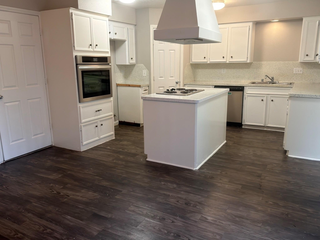 11923 Lakewood West Drive - Photo 5