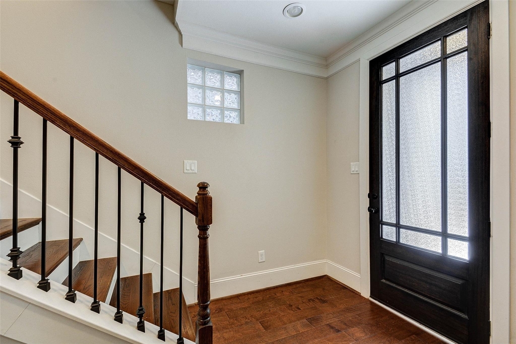 720 N Shepherd Drive - Photo 6
