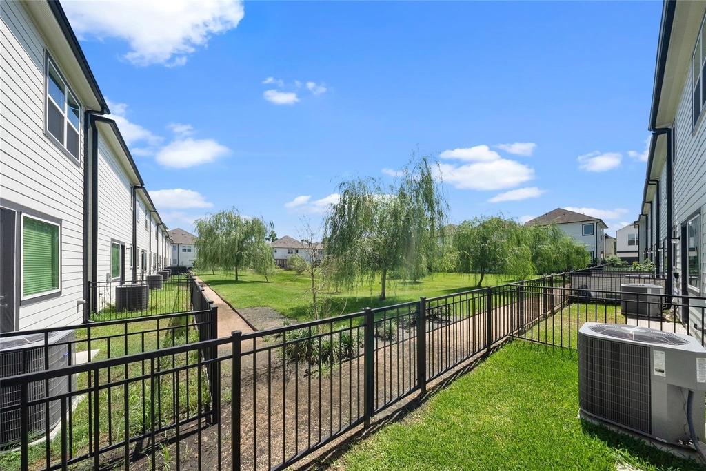 2309 Silva Park Lane - Photo 23