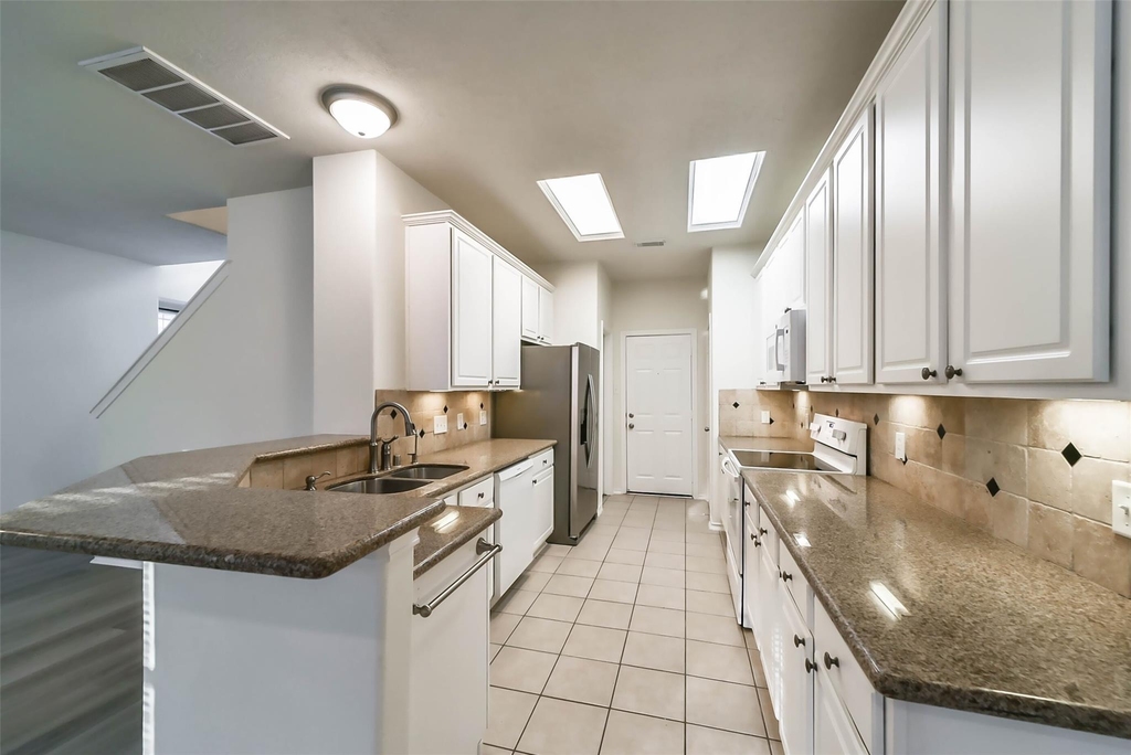 246 W Stedhill Loop - Photo 6