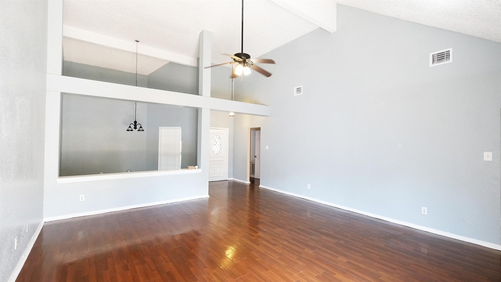 1203 Beckwood Circle - Photo 3