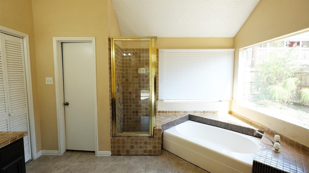 1203 Beckwood Circle - Photo 18