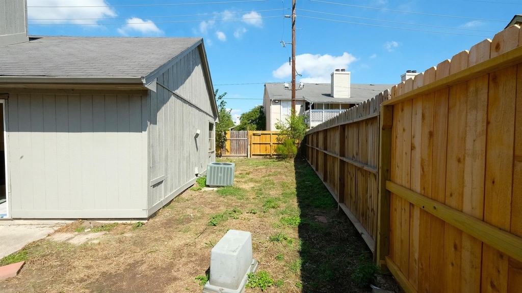 1203 Beckwood Circle - Photo 28