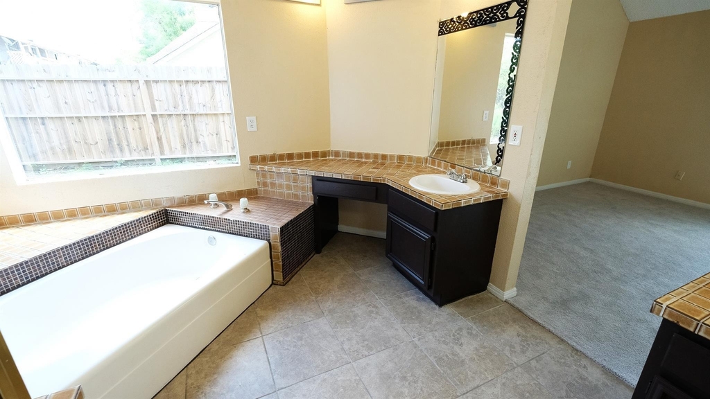 1203 Beckwood Circle - Photo 16
