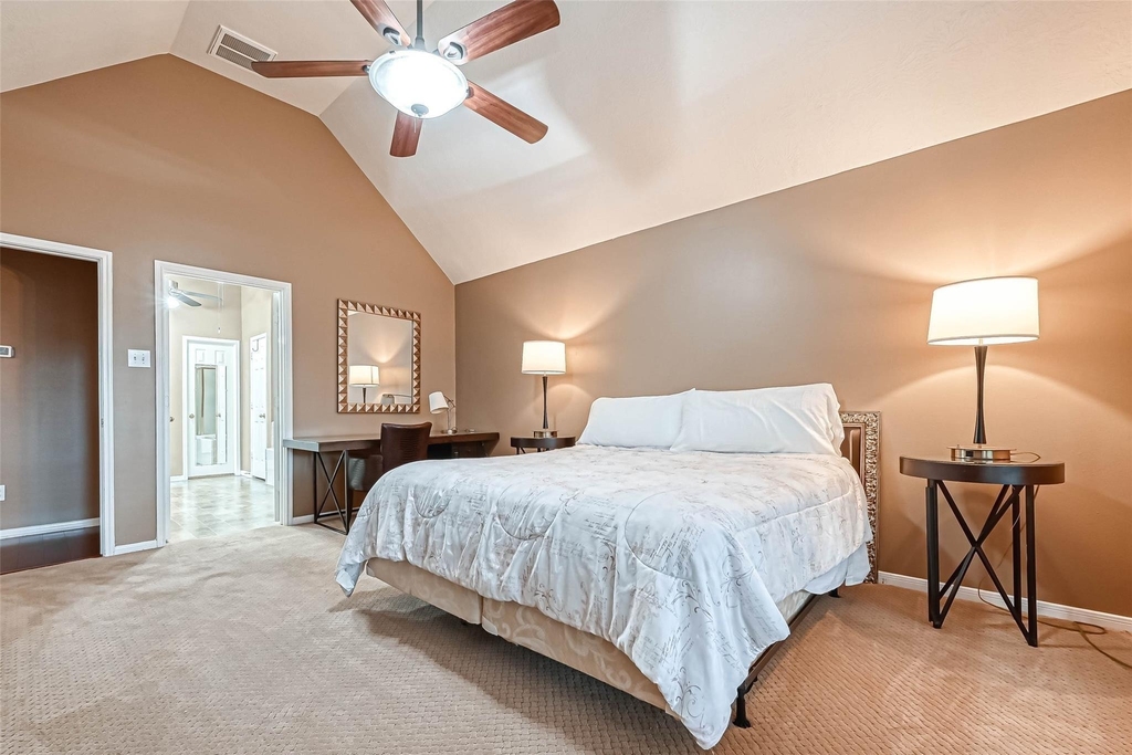 5213 Cottonwood Creek Lane - Photo 12