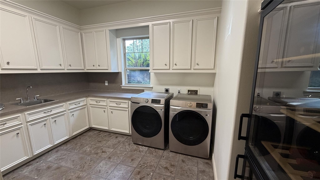 8615 Haven Woods Way - Photo 14
