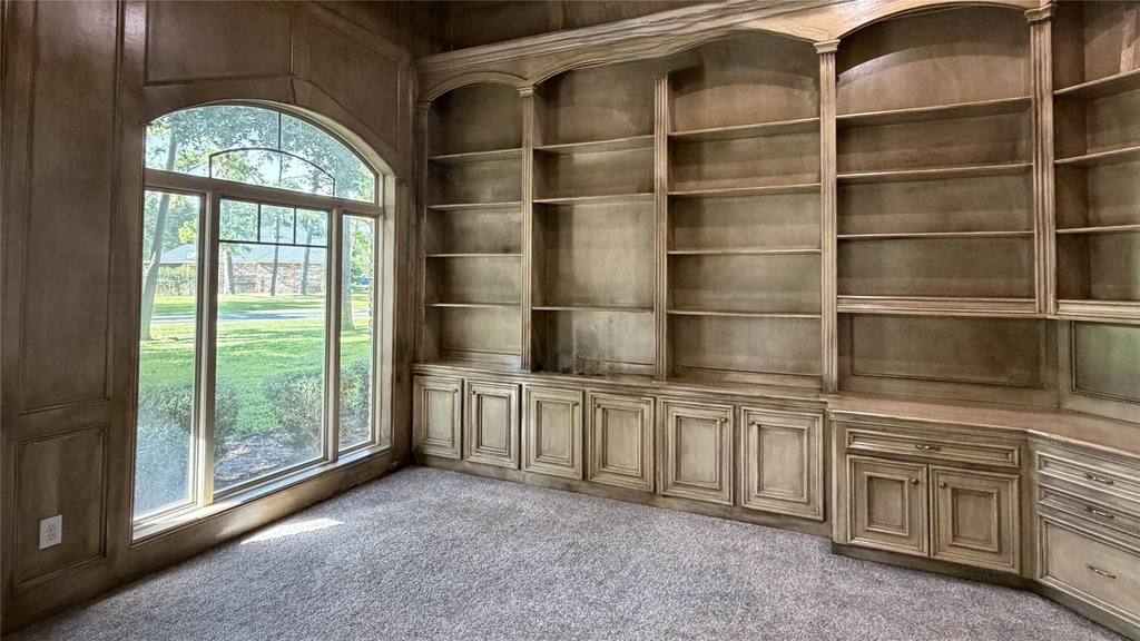 8615 Haven Woods Way - Photo 12