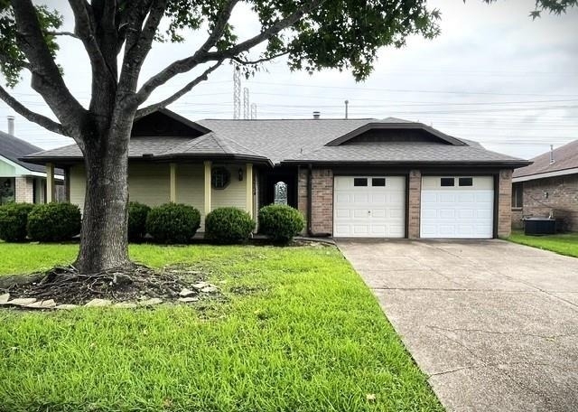 15734 Roxton Ridge Drive - Photo 0