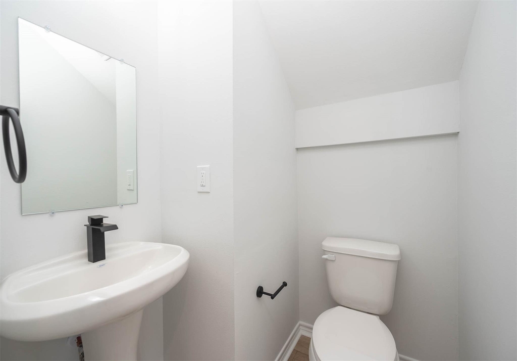 789 Fortune Street - Photo 17